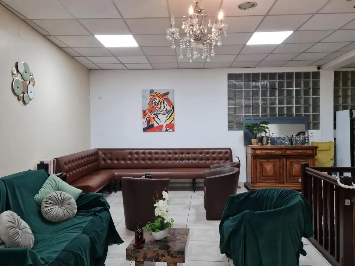 **  Hotel Le Milan Lourdes Frankrike